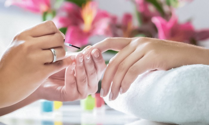 Deluxe nail salon lake worth tx